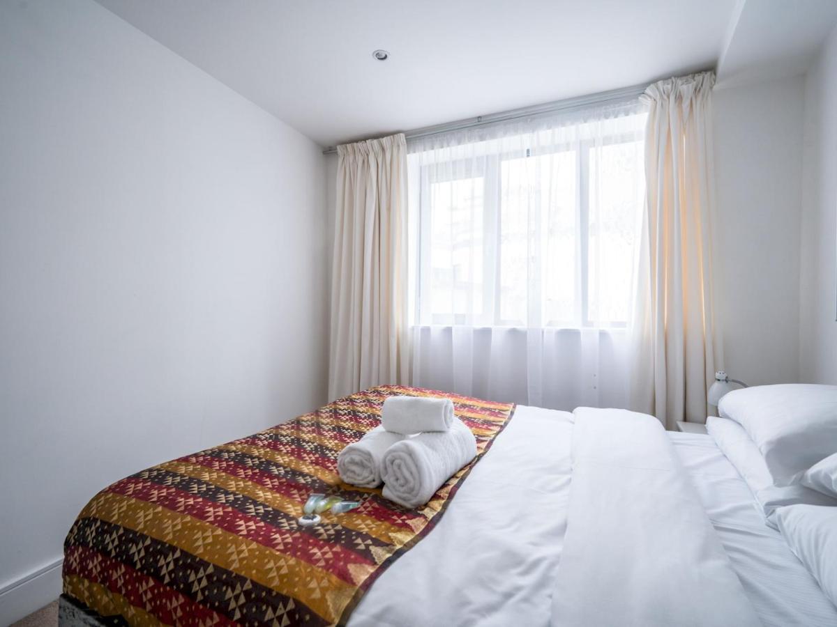 Appartement Cosy And Spacious Flat Near Bridge Londres