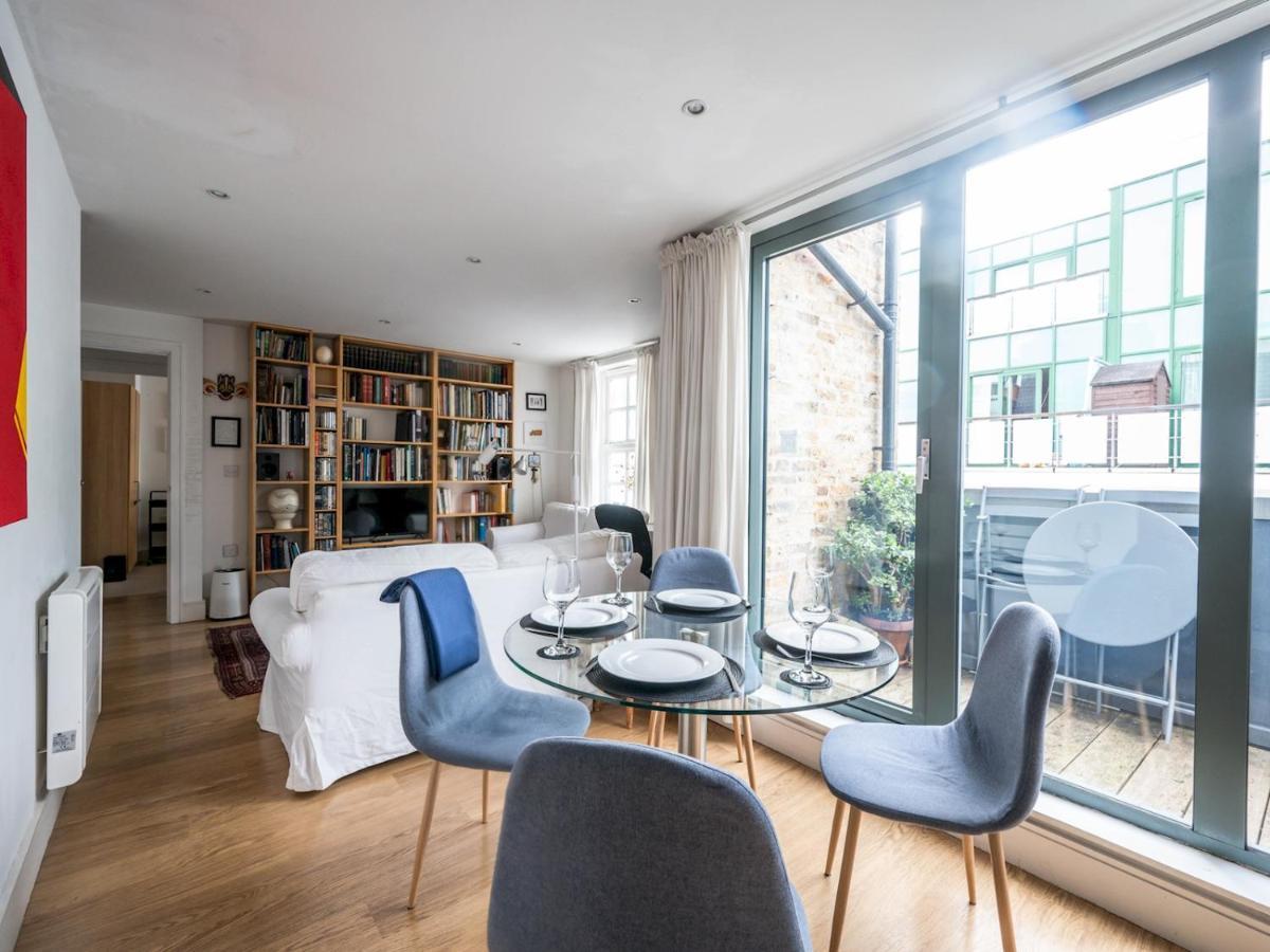 Cosy And Spacious Flat Near Bridge Londres